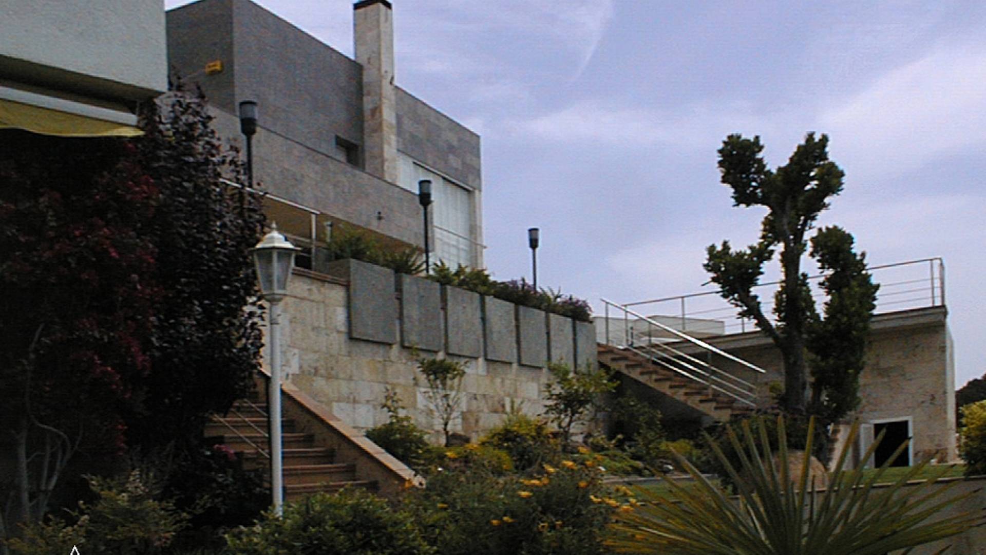Vivienda unifamiliar con piscina. 03. Sant Pol de Mar. Barcelona. Brualla-Alcaraz. Arquitectos. Miguel Angel Brualla Palacín. Yolanda Alcaraz Quiroga