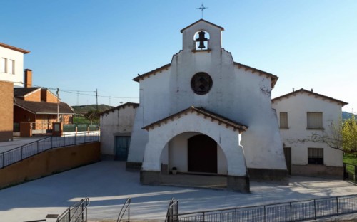 Plaza La Iglesia. Cofita (Huesca)